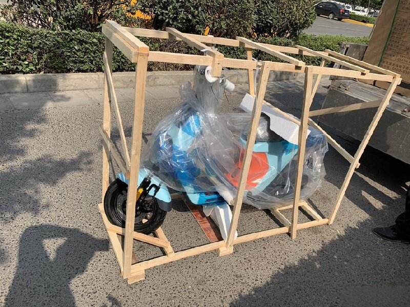 成都發(fā)硯山物流公司