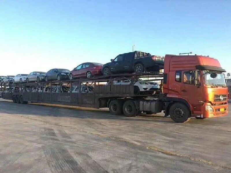 重慶到恩施土家族苗族自治州轎車托運公司