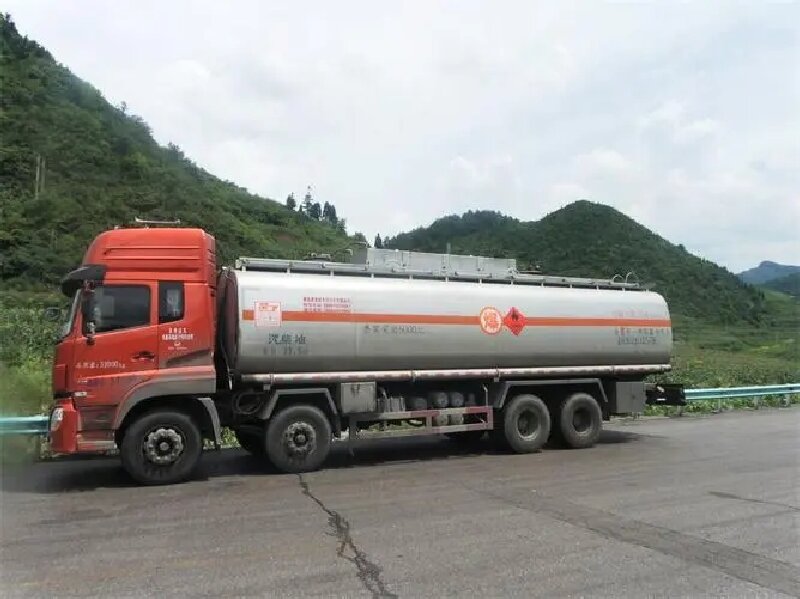 成都到馬龍危險品運輸